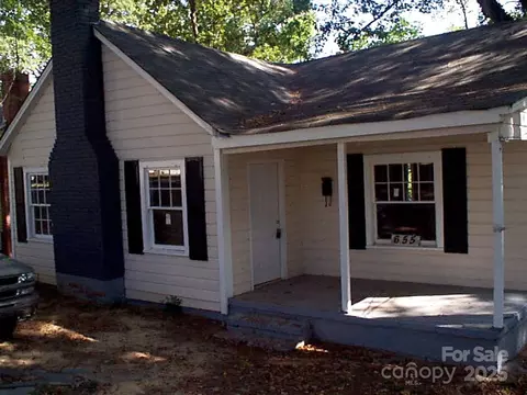 655 Bradford Dr, Charlotte, NC 28208