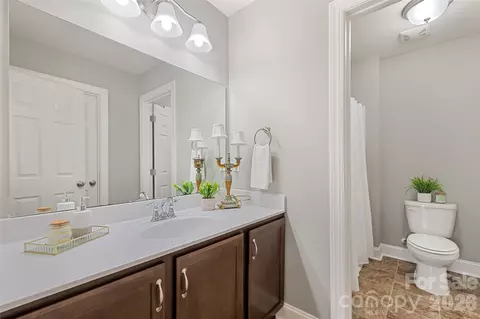 Bath - 343 Rocky Lane Rd, Clyde, NC 28721 photo 2 of 2
