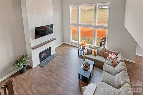 Living - 343 Rocky Lane Rd, Clyde, NC 28721 photo 4 of 4