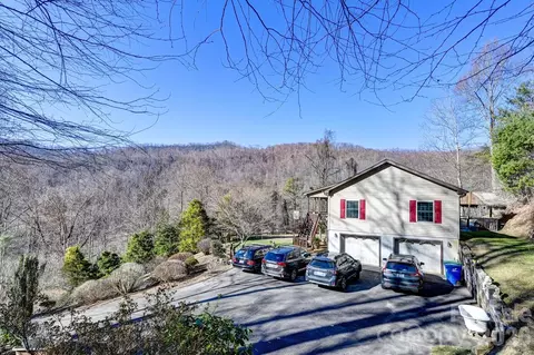 2 Ruffed Grouse Dr, Weaverville, NC 28787