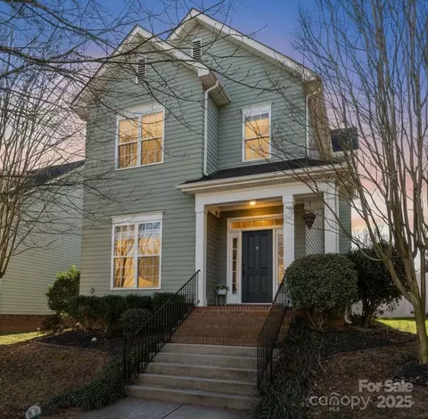 132 E Morehouse Ave, Mooresville, NC 28117
