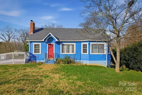 2 Sterling Ave, Granite Falls, NC 28630