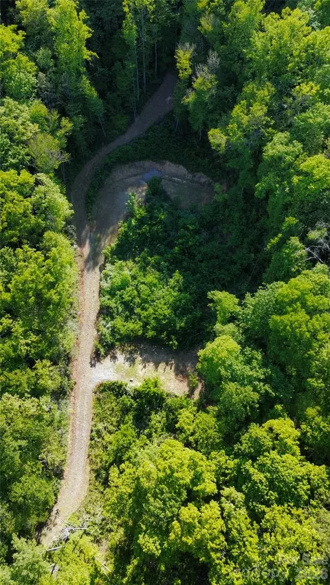 1182 Tunnel Mountain Rd, Sylva, NC 28779