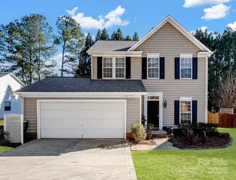 106 Rolling Stone Ct, Mooresville, NC 28117