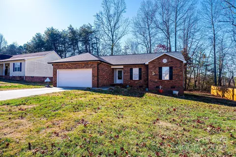 818 Gemcrest Ne Dr NE, Conover, NC 28613 photo 31