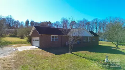 2028 Us 70 Hwy, Connelly Springs, NC 28612