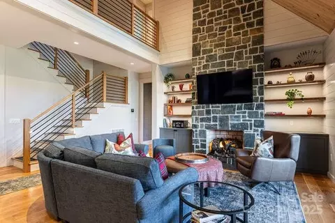 Living - 131 Lodestone Dr, Sylva, NC 28779 photo 4 of 7