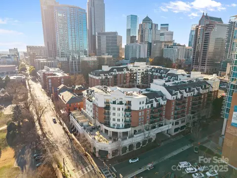 300 W Fifth 227 St #227, Charlotte, NC 28202