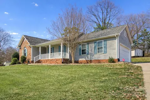 125 Fritzvon Dr, Mount Pleasant, NC 28124