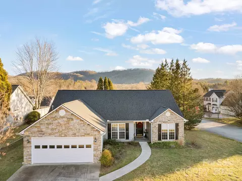 291 Farm Valley Rd, Fletcher, NC 28732