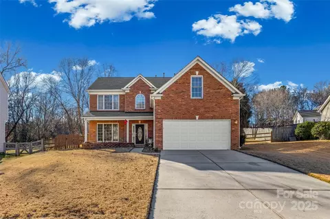 954 Laurel Meadow Dr, Fort Mill, SC 29708