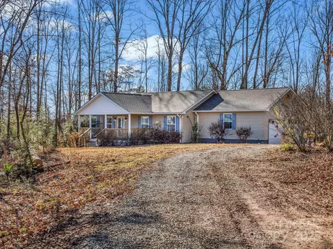 1095 Centennial Rd, Union Mills, NC 28167