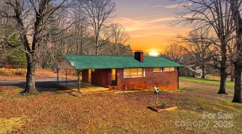 2290 Nc 181 Hwy, Morganton, NC 28655