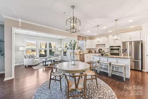 12416 Current Dr, Charlotte, NC 28278