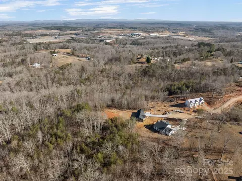 View/Area - 95 Lexxi 3 Ln #3, Tryon, NC 28782 photo 1 of 3