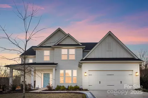 7034 Cloer Ct, Charlotte, NC 28214