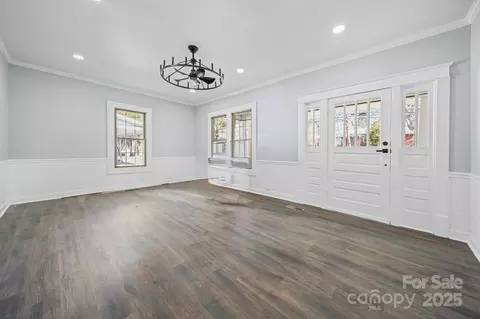 Living - 113 7th St, Spencer, NC 28159 photo 8 of 11