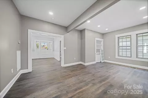 Living - 113 7th St, Spencer, NC 28159 photo 3 of 11
