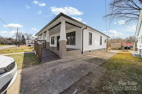 Exterior - 113 7th St, Spencer, NC 28159 photo 3 of 10