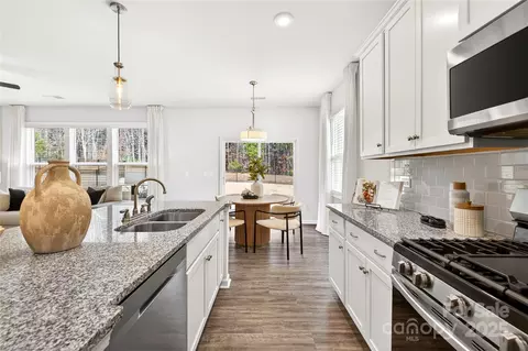 Entry Way - 8156 Mccormick St, Terrell, NC 28682 photo 1 of 3
