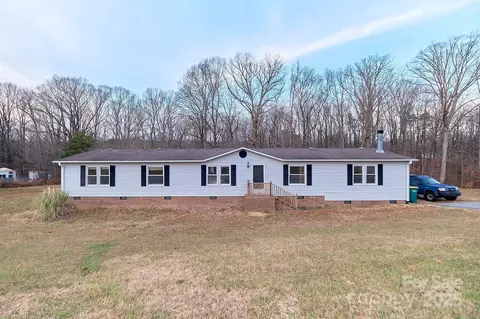 242 Granite Ridge Ln, Winston Salem, NC 27107