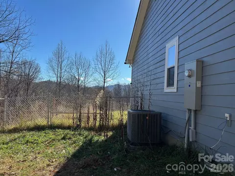 Exterior - 170 Starry Night Ln, Marshall, NC 28753 photo 5 of 5