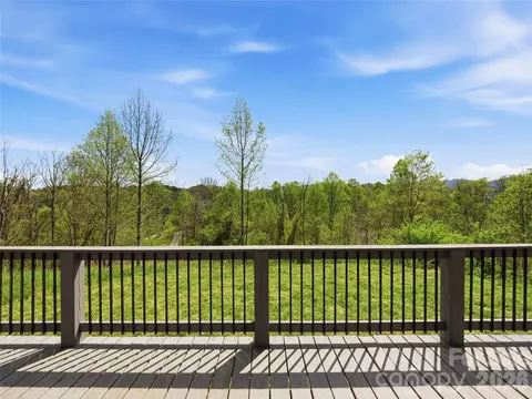 Exterior - 170 Starry Night Ln, Marshall, NC 28753 photo 2 of 5