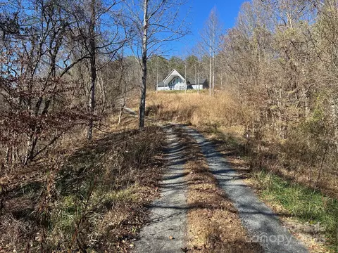 170 Starry Night Ln, Marshall, NC 28753