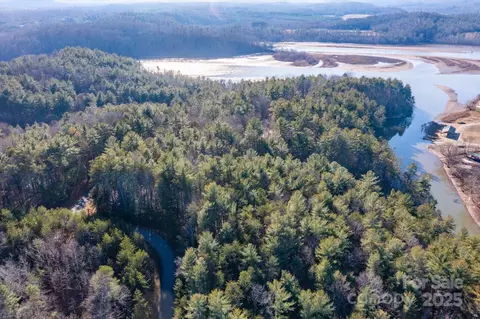49 Lake James Rd, Marion, NC 28752