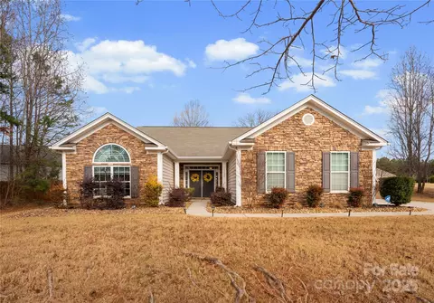 Exterior - 11624 Dunham Dr, Matthews, NC 28105 photo 5 of 5