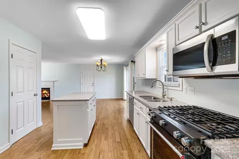 Kitchen - 3485 Overbrook Dr, Conover, NC 28613 photo 1 of 3