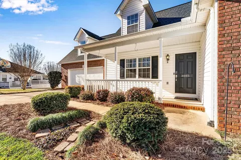 Exterior - 3485 Overbrook Dr, Conover, NC 28613 photo 2 of 5