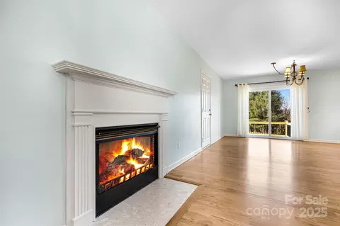 Living - 3485 Overbrook Dr, Conover, NC 28613 photo 3 of 6