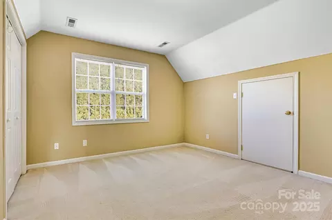 Bedroom - 3485 Overbrook Dr, Conover, NC 28613 photo 5 of 9