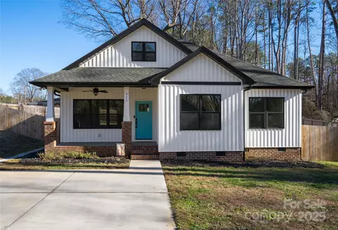517 Wilson St, Stanley, NC 28164