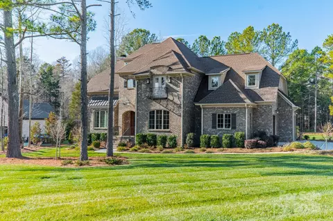 7819 Silver Maple Ln, Mint Hill, NC 28227