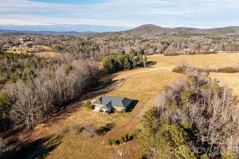 5567 Reid Rd, Granite Falls, NC 28630