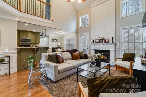 113 Pine Bluff Ct, Mount Holly, NC 28120