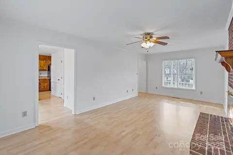 19606 Grasmere Pl, Cornelius, NC 28031 photo 6
