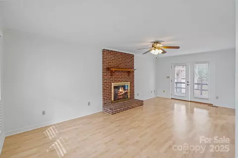 19606 Grasmere Pl, Cornelius, NC 28031 photo 5