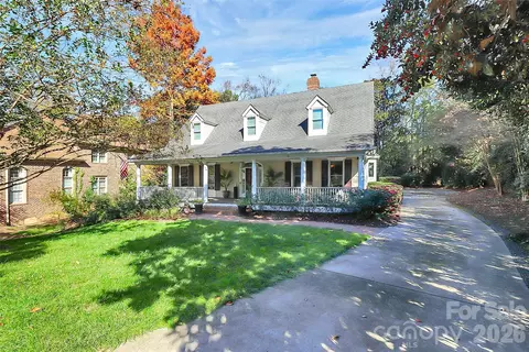 304 S Canterbury Rd, Charlotte, NC 28211