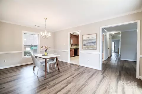 2521 Quail Lake Dr, Charlotte, NC 28210