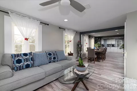 98 Ring Sw Ave SW, Concord, NC 28025