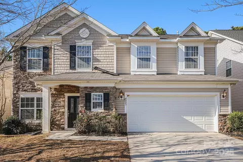 9329 Seamill Rd, Charlotte, NC 28278