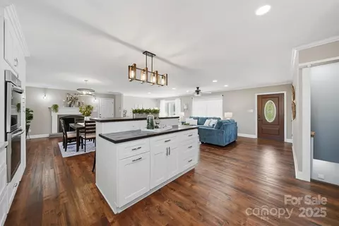 Other - 315 Skyline Rd, Hickory, NC 28601 photo 7 of 21