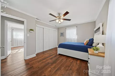 Bedroom - 315 Skyline Rd, Hickory, NC 28601 photo 2 of 3