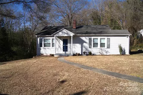 748 W 2nd St, Lincolnton, NC 28092