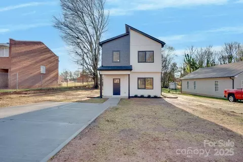 1010 E Lincoln St, Lincolnton, NC 28092