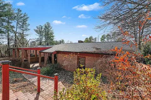 Exterior - 3442 Lester St, Conover, NC 28613 photo 3 of 5