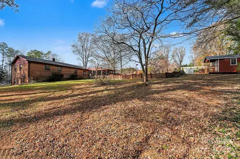 Exterior - 3442 Lester St, Conover, NC 28613 photo 4 of 5
